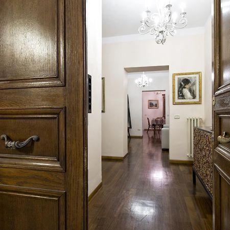 Fontana De Trevi Apartment Rom Zimmer foto