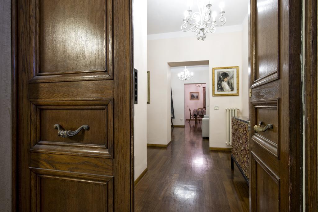 Fontana De Trevi Apartment Rom Zimmer foto