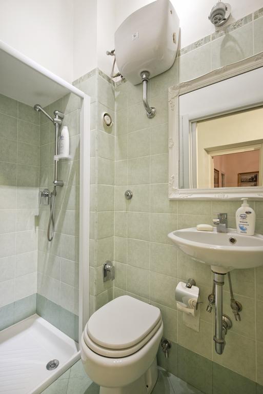 Fontana De Trevi Apartment Rom Zimmer foto