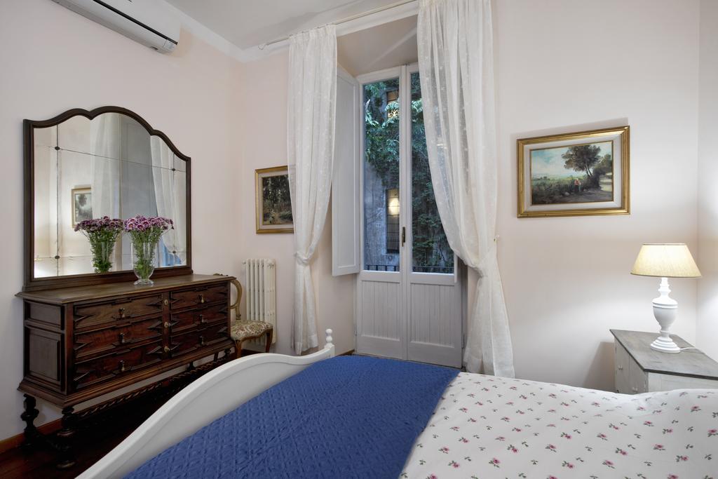 Fontana De Trevi Apartment Rom Zimmer foto